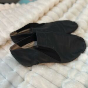 black dance jazz shoes